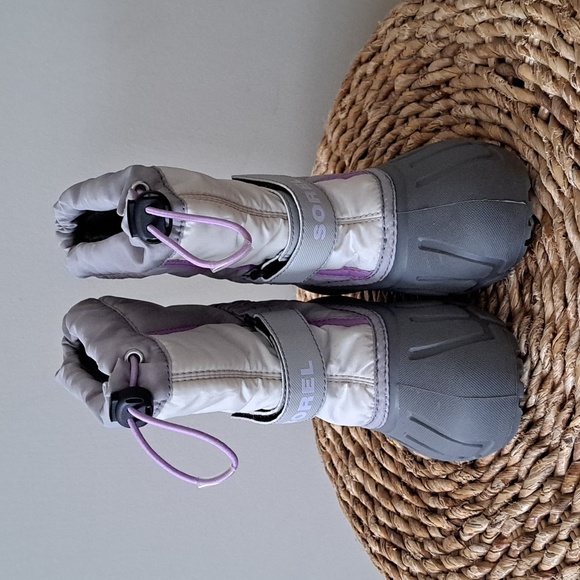 Sorel Toddler Girls Snow Flurry Waterproof/Isulated Winter/Snow/Outdoor Boots 10 - Picture 3 of 8